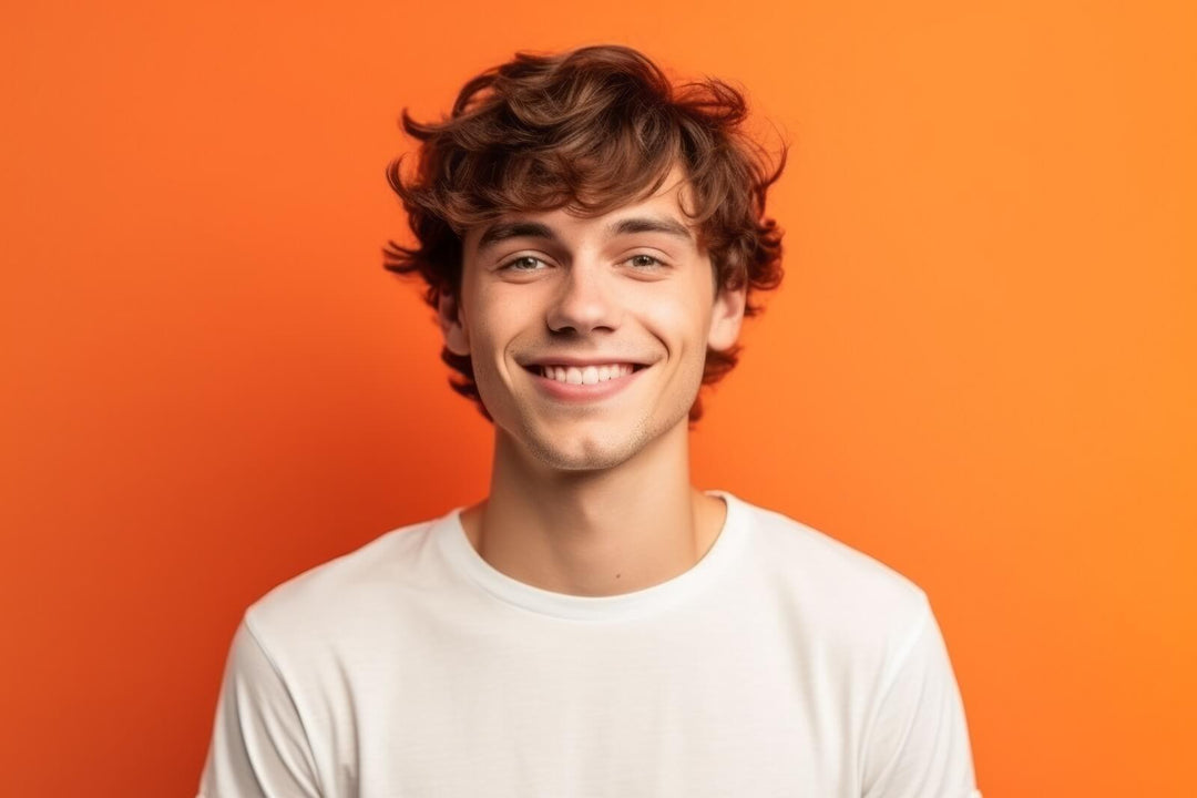 Why are graphic tees an element that makes the entire outfit unique?