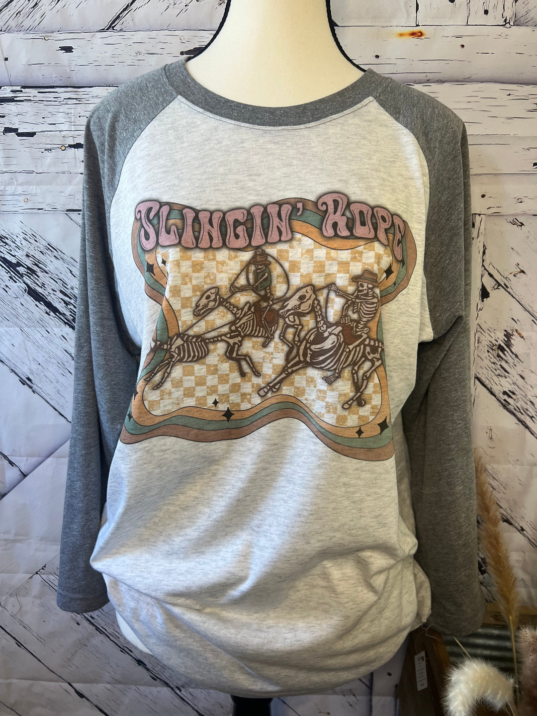 Slinging Rope Graphic Tee