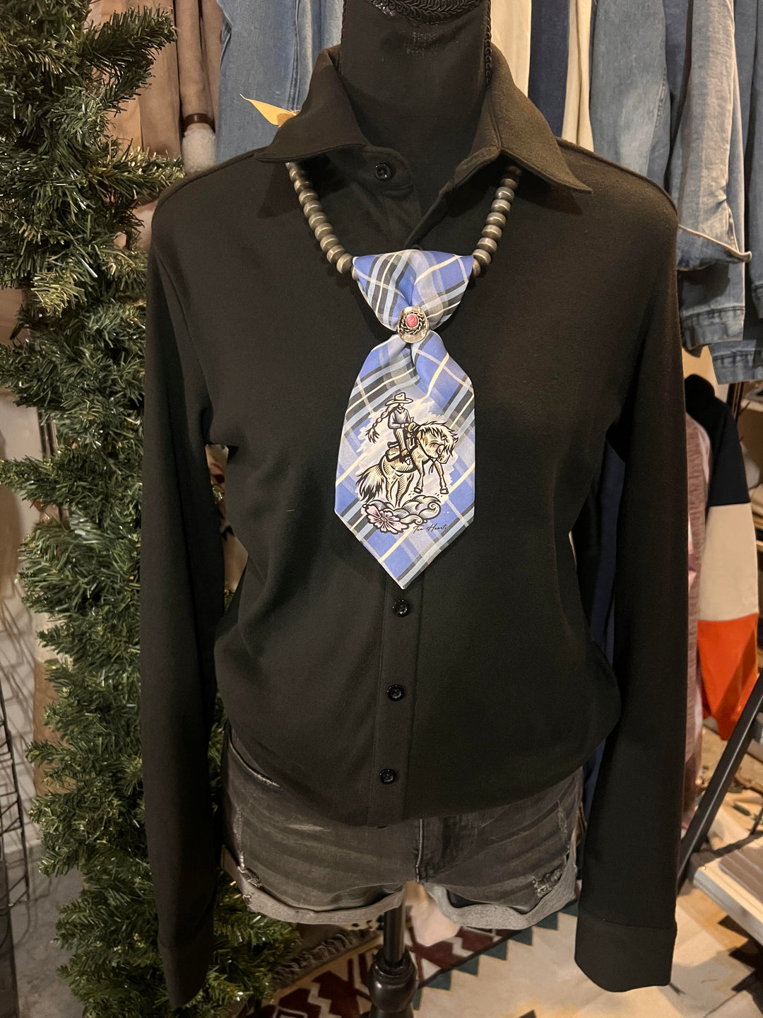 Cowgirl Tuff Pullover Button Up – Classic Black