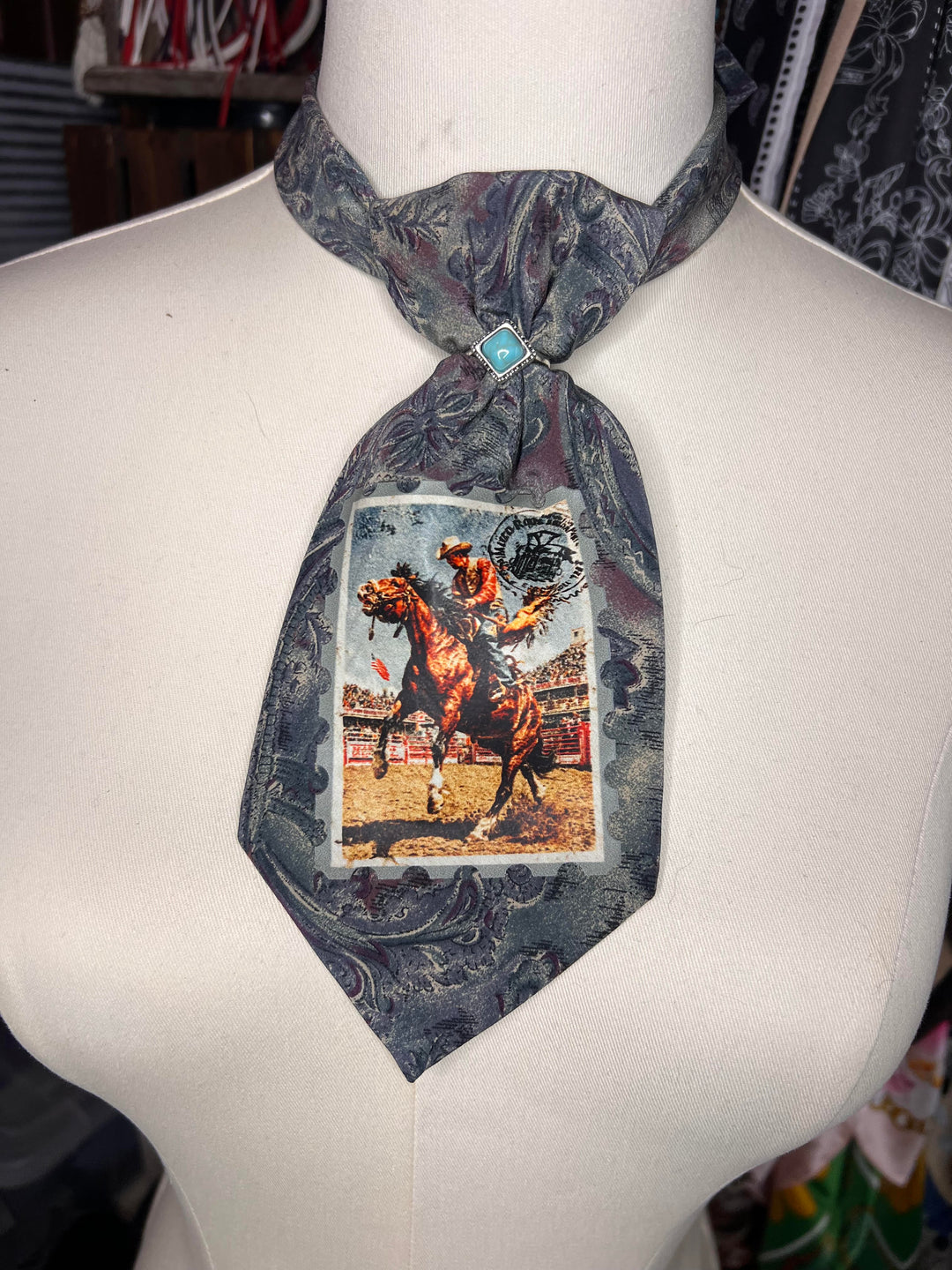 The Faded Frontier Shorty Tie
