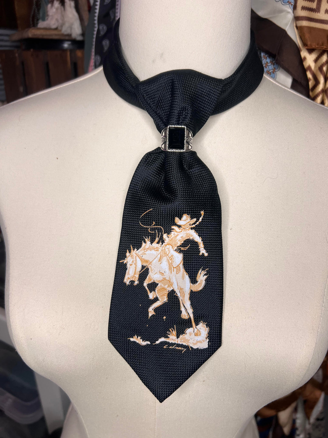 The Midnight Buckout Shorty Tie