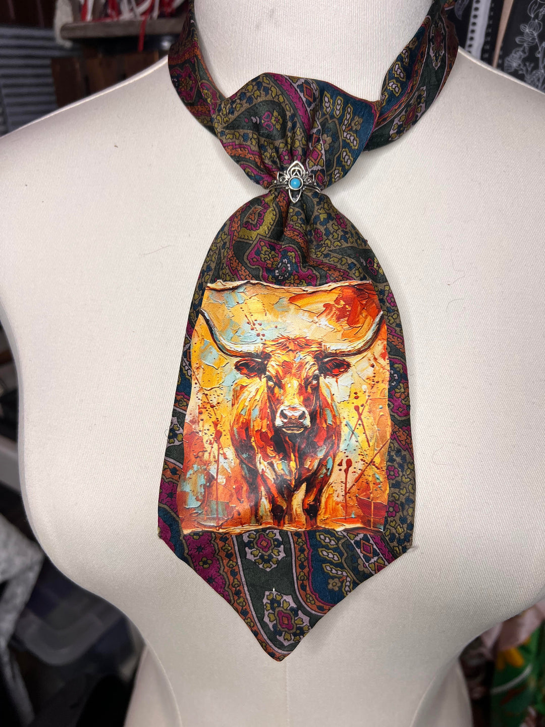 The Painted Longhorn Shorty Tie