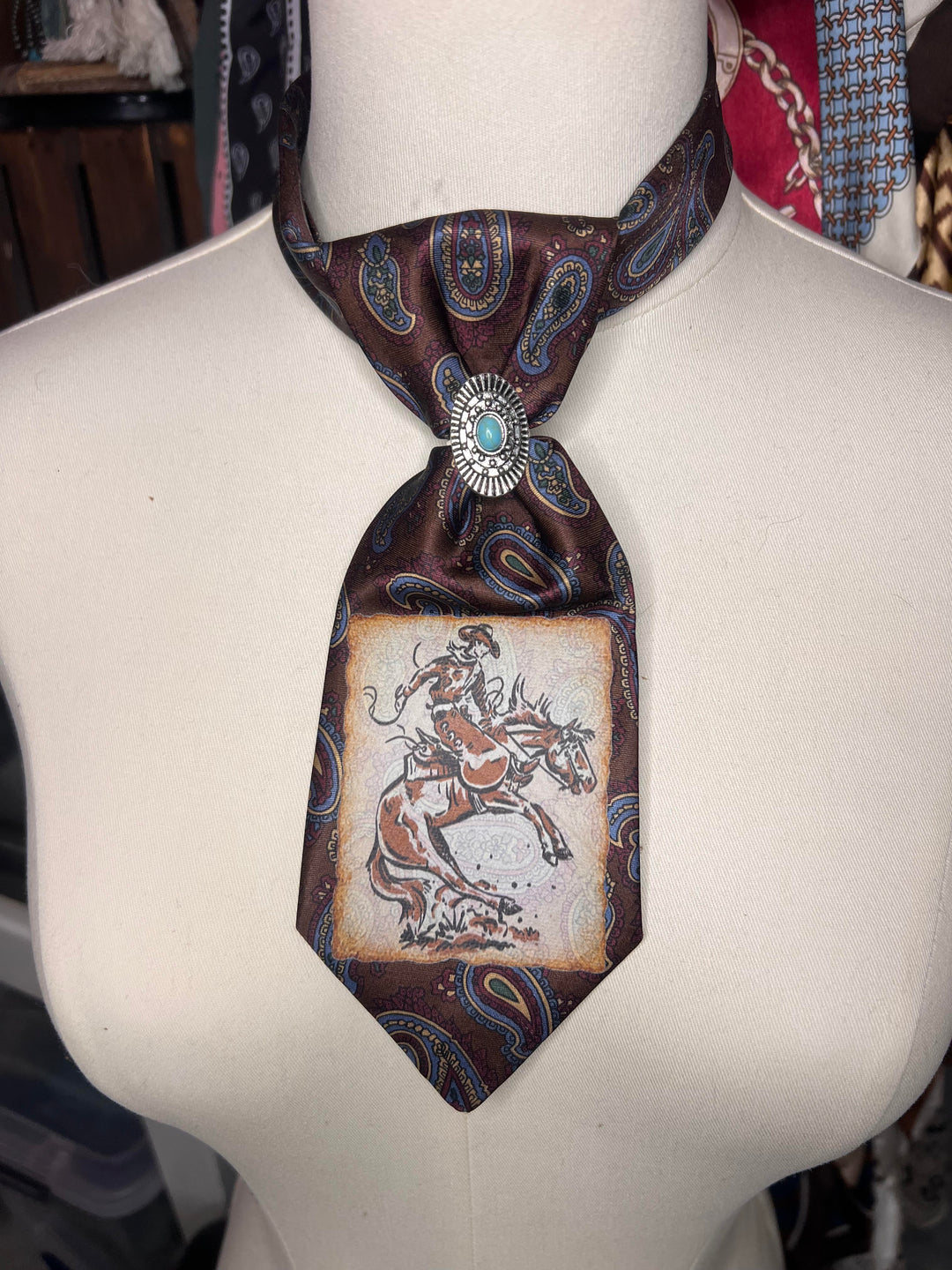 The Saddlewood Bronc Shorty Tie