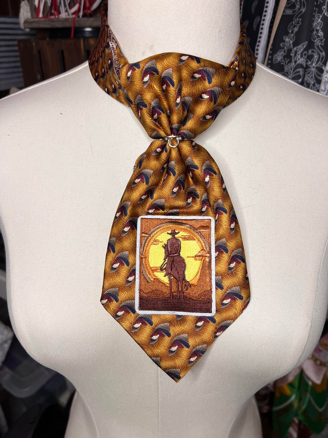 The Sundown Drifter Shorty Tie