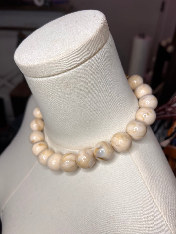 The Vanilla Sky Necklace