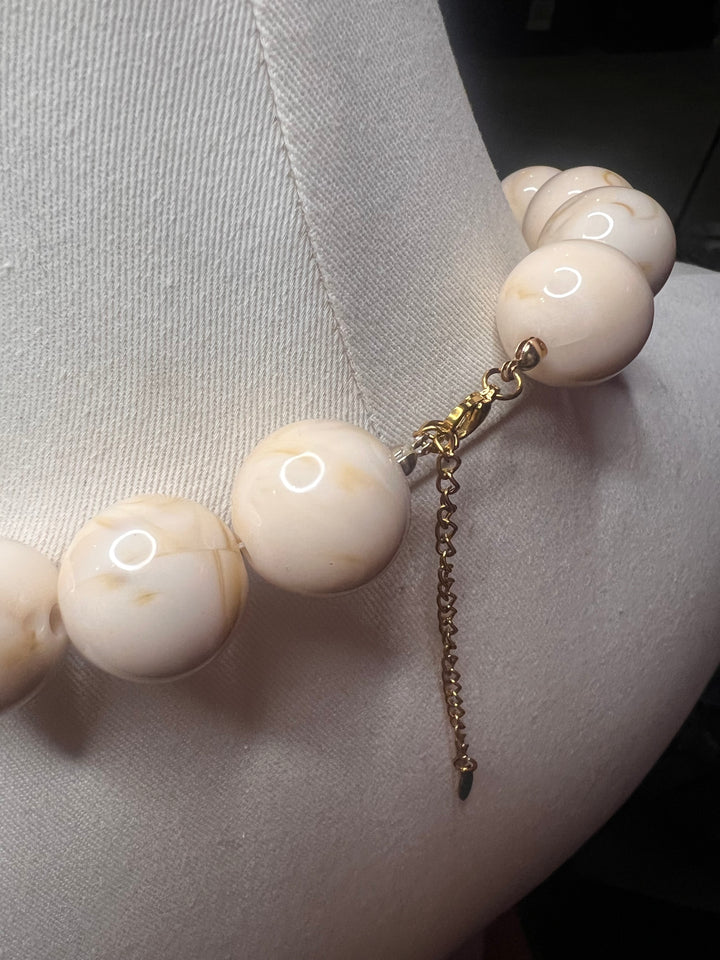 The Vanilla Sky Necklace