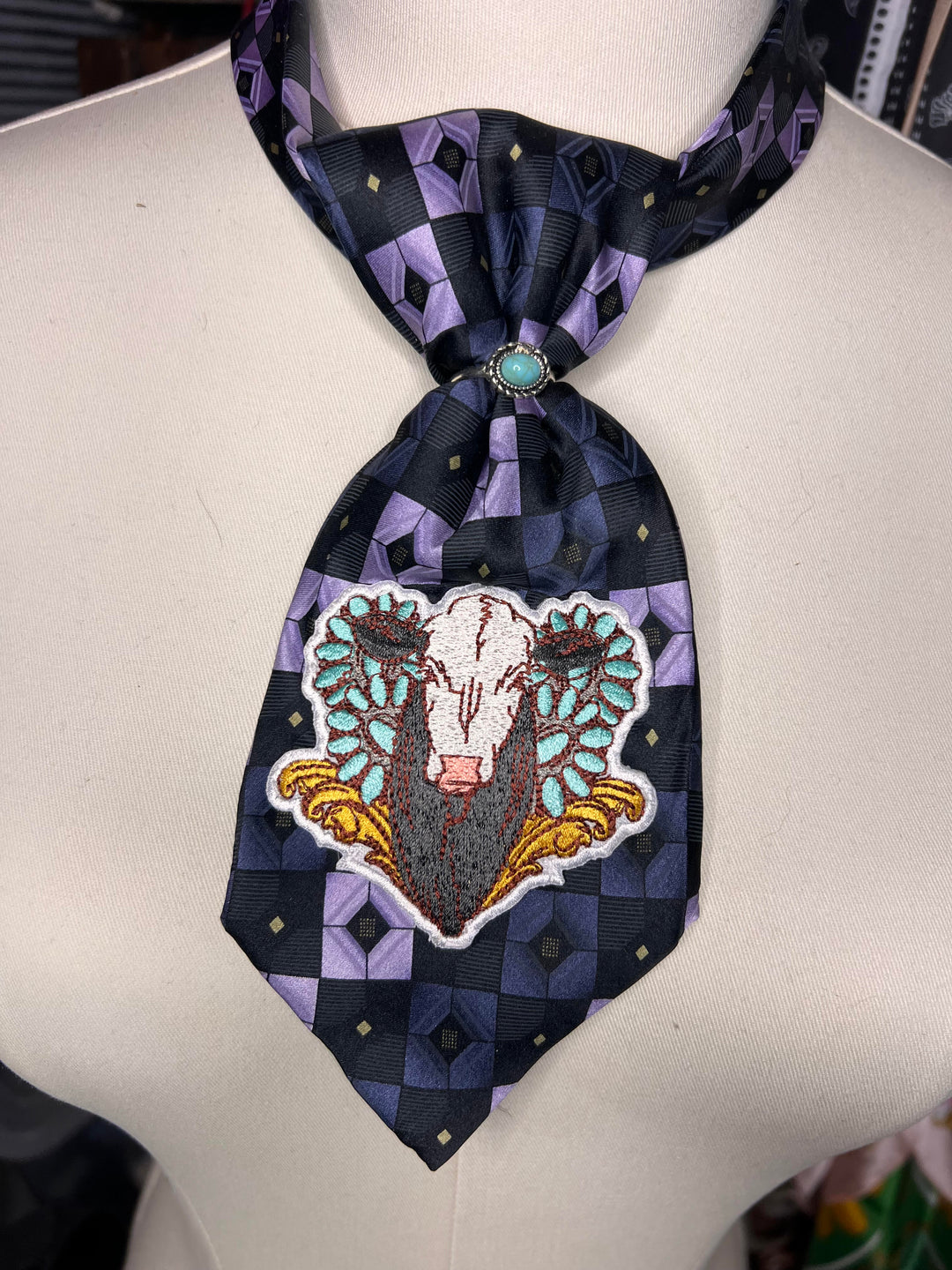 The Violet Hereford Shorty Tie