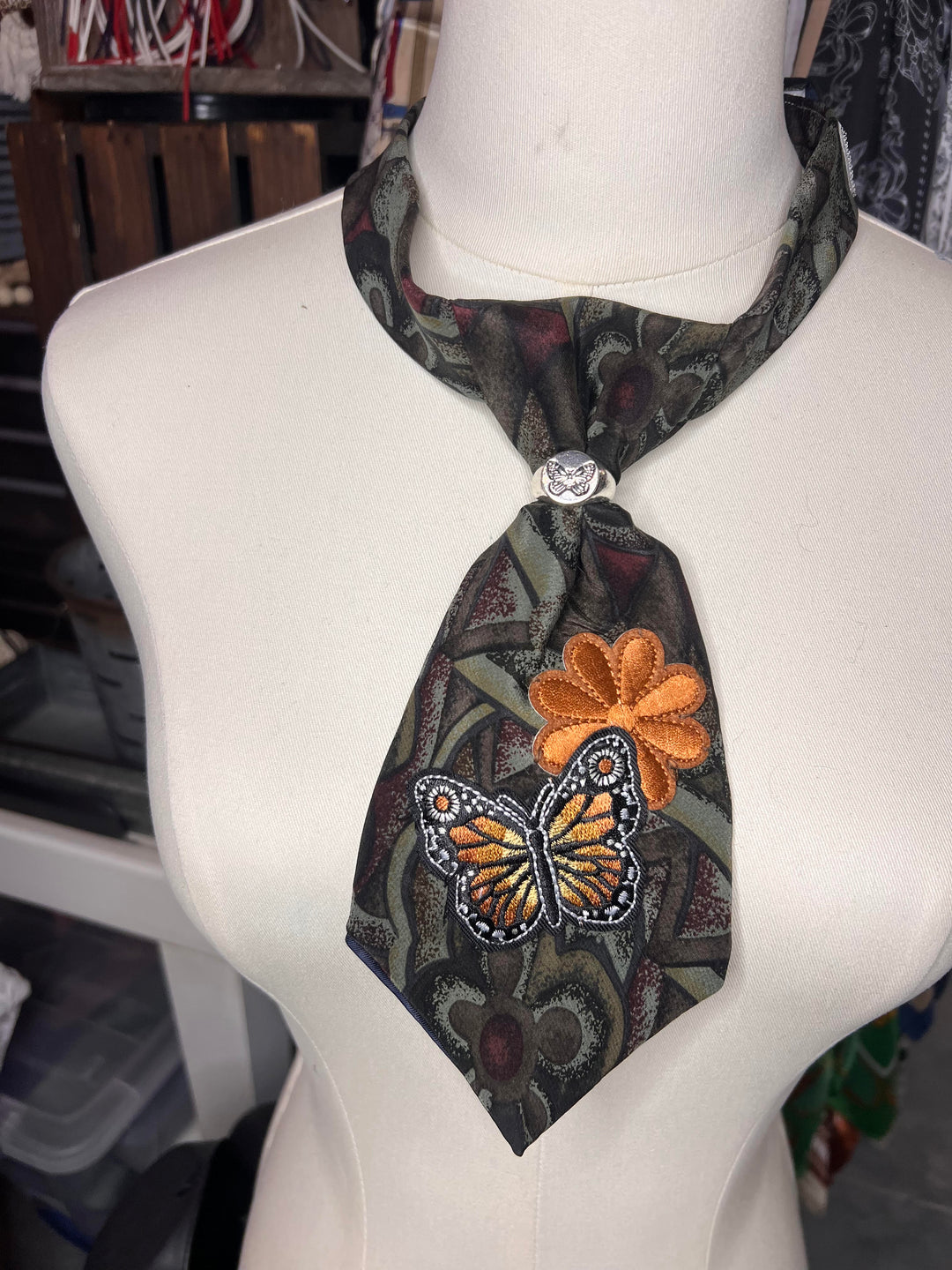 The Wildflower Spirit Shorty Tie