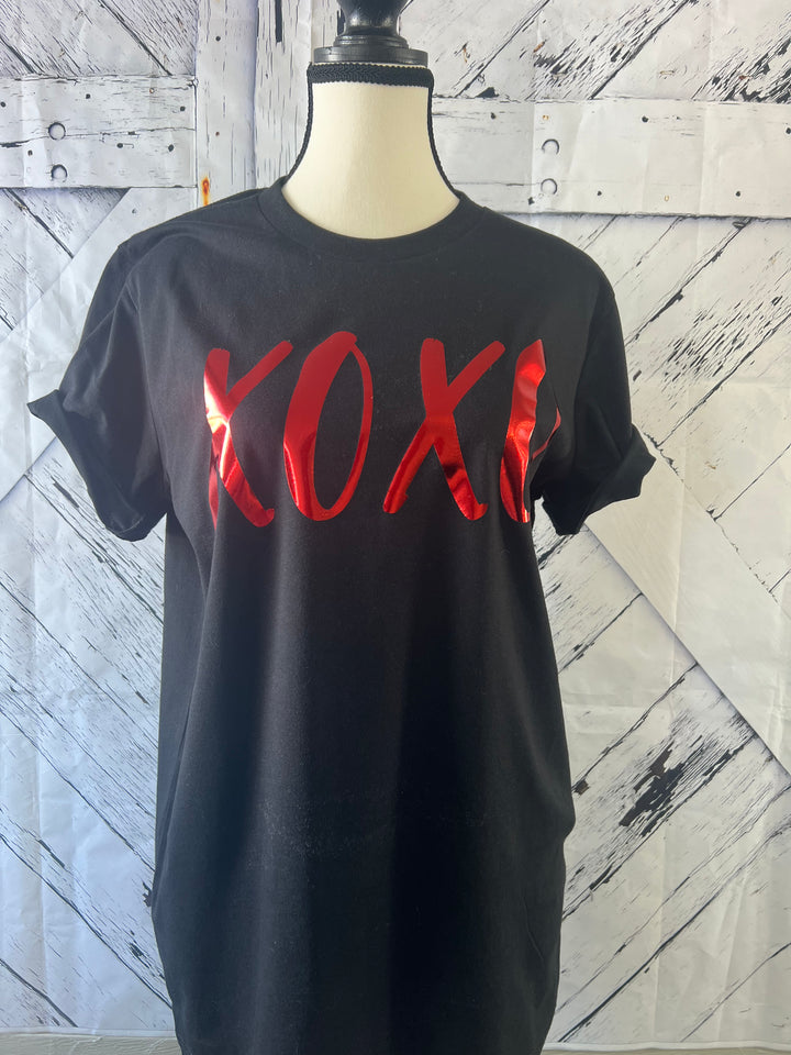 XOXO Tee